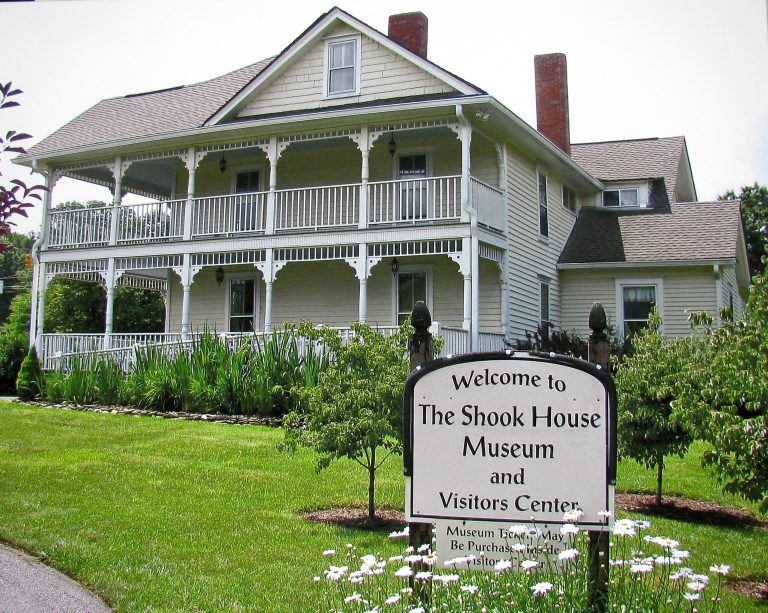 museum-of-haywood-county-history-at-the-historic-shook-smathers-house